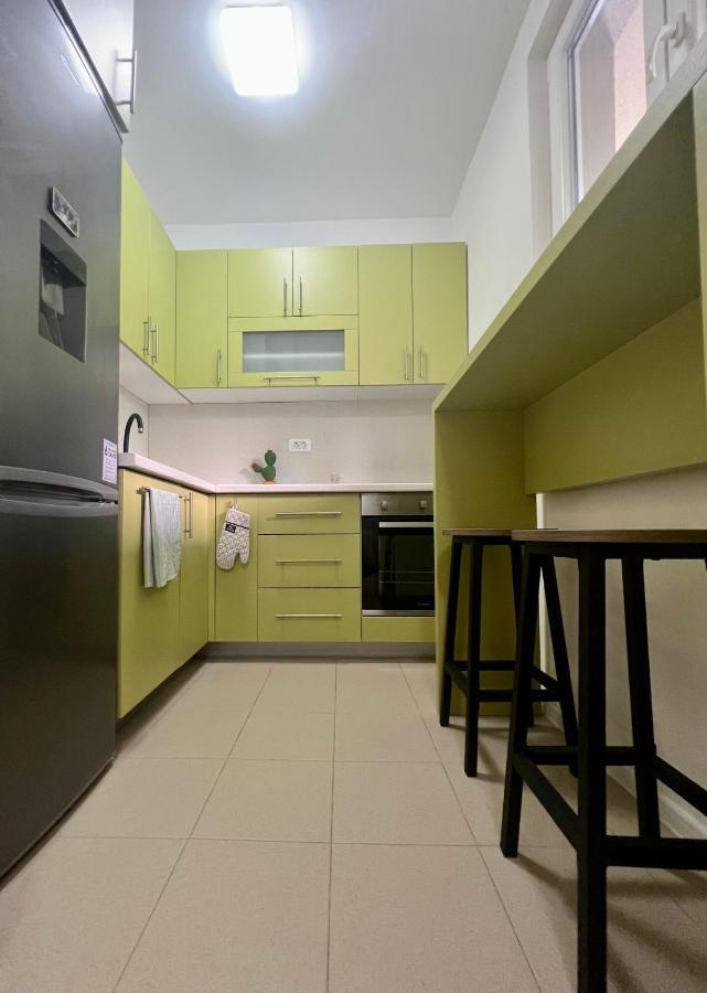 מוסטר Tj Apartment מראה חיצוני תמונה